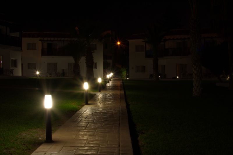 Outdoor Lamp Installation in Pasadena, CA